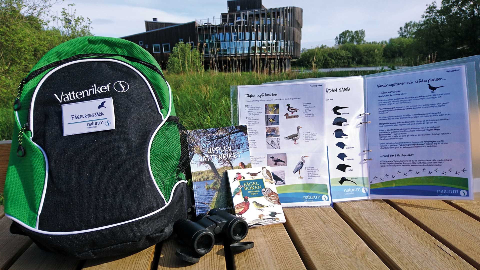 Naturum tog fram den första Upptäckar-ryggsäcken 2019 med tips på hur du kan lära dig mer om fåglarna i närområdet.