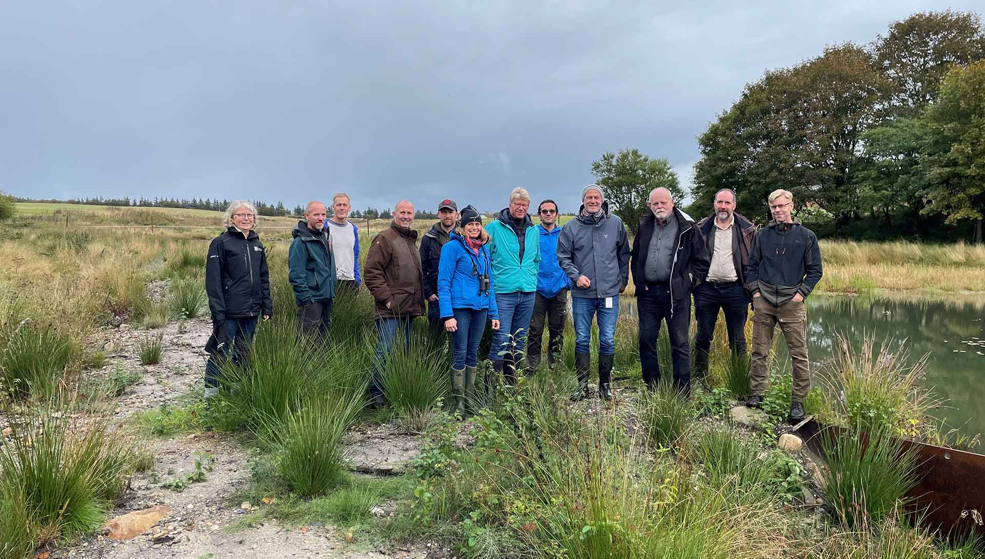 Forskare, tjänstemän och lantbrukare resta tillsammans till Danmark för att ta del av deras arbete med Järn- och aluminiumproblematiken