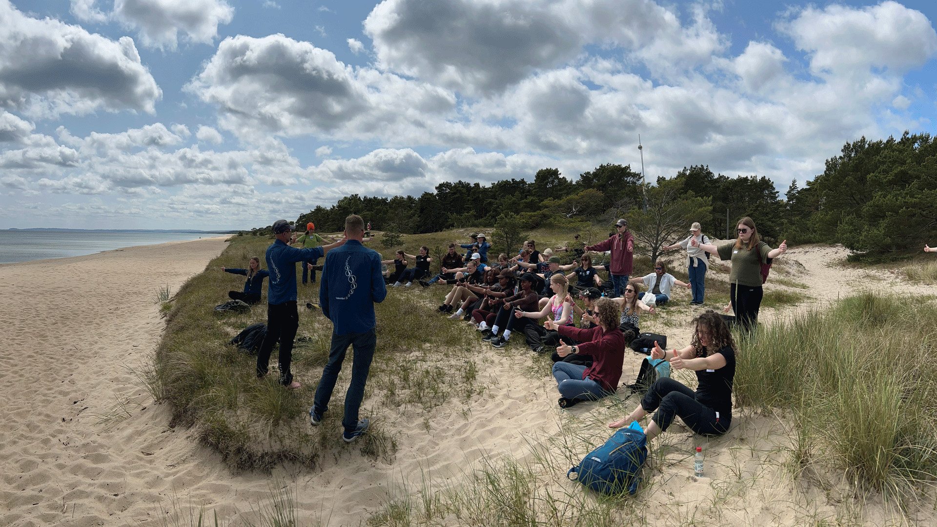 Waves for change på stranden